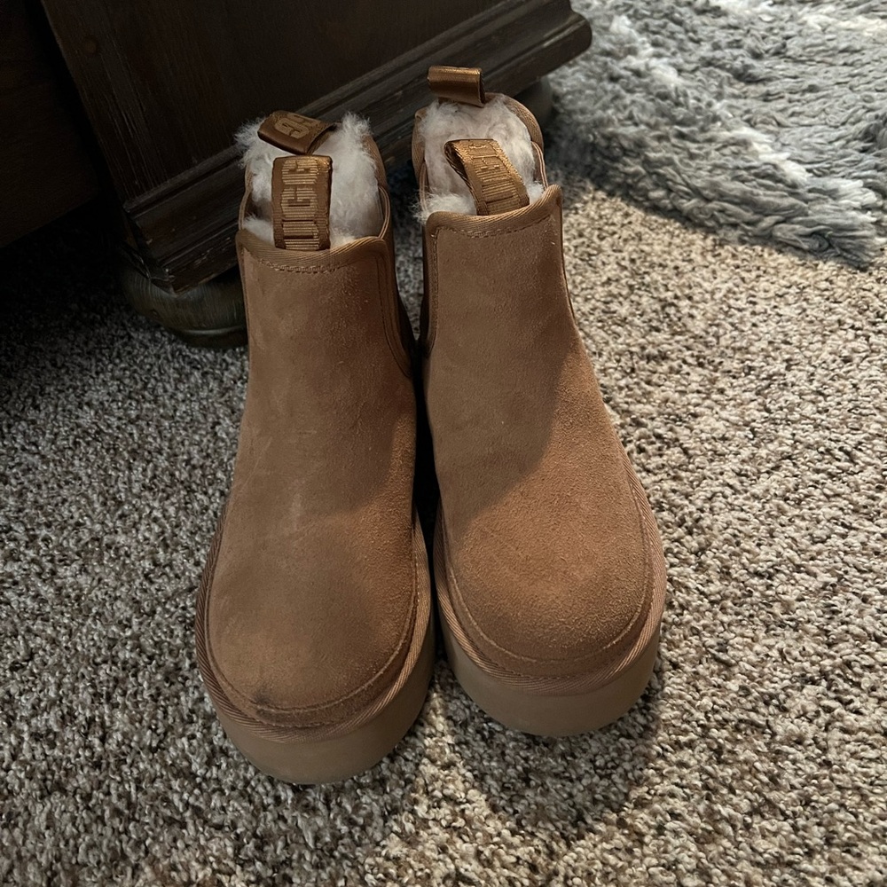 UGG Girls Tan Boots